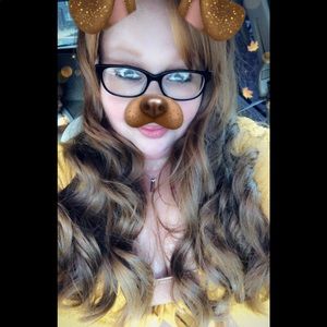 Meet your Posher, Katelyn